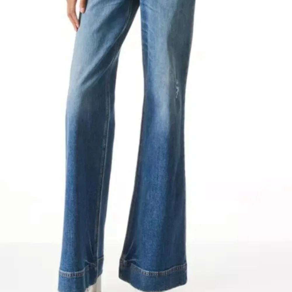 Alice + Olivia Medium Blue Denim Bustier Zip-Front Overalls - Picture 3 of 12